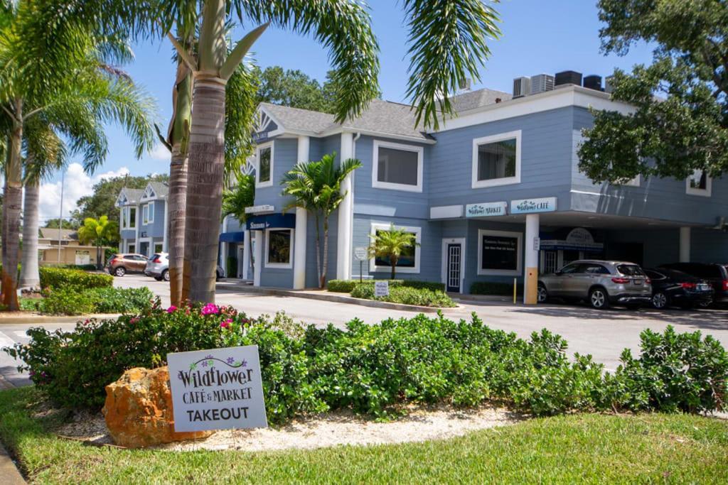 Located By The Beach 1 Bedroom With Parking And Pool 클리어워터 외부 사진