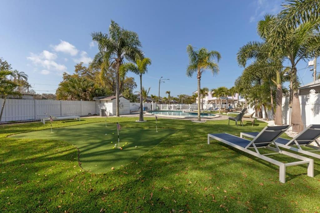 Located By The Beach 1 Bedroom With Parking And Pool 클리어워터 외부 사진